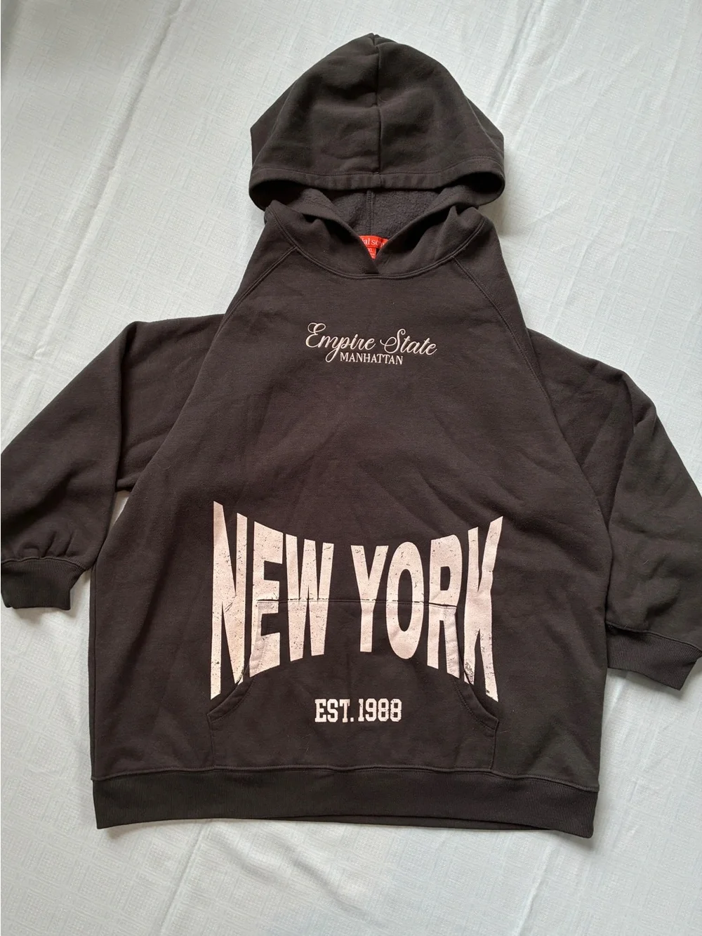 Black 'New York' Graphic Hoodie Sweatshirt - Empire State Manhattan